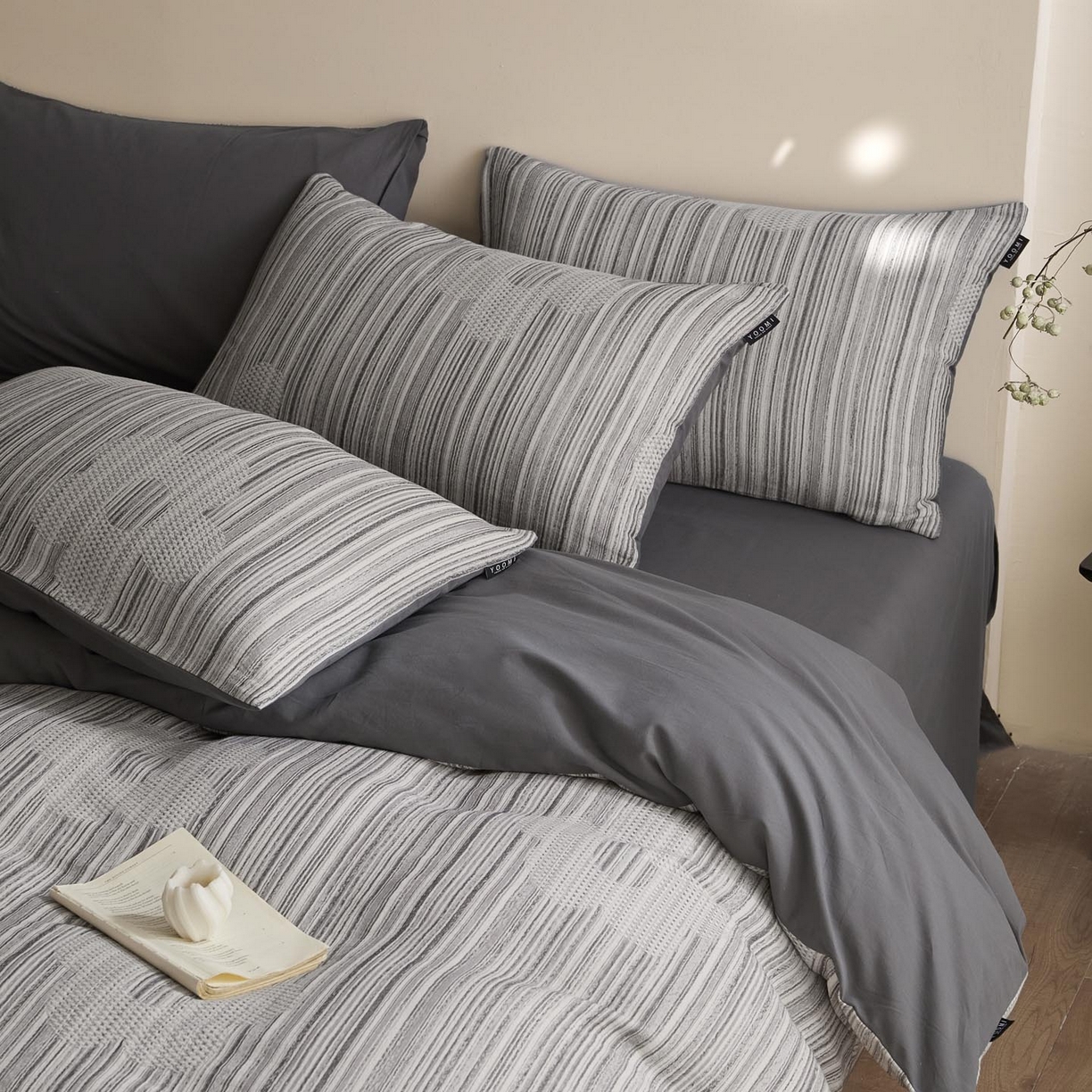 91家纺网 家纺一手货源 找家纺 （总）涵宸家纺 2025新款简约款全棉磨毛提花四件套-未眠