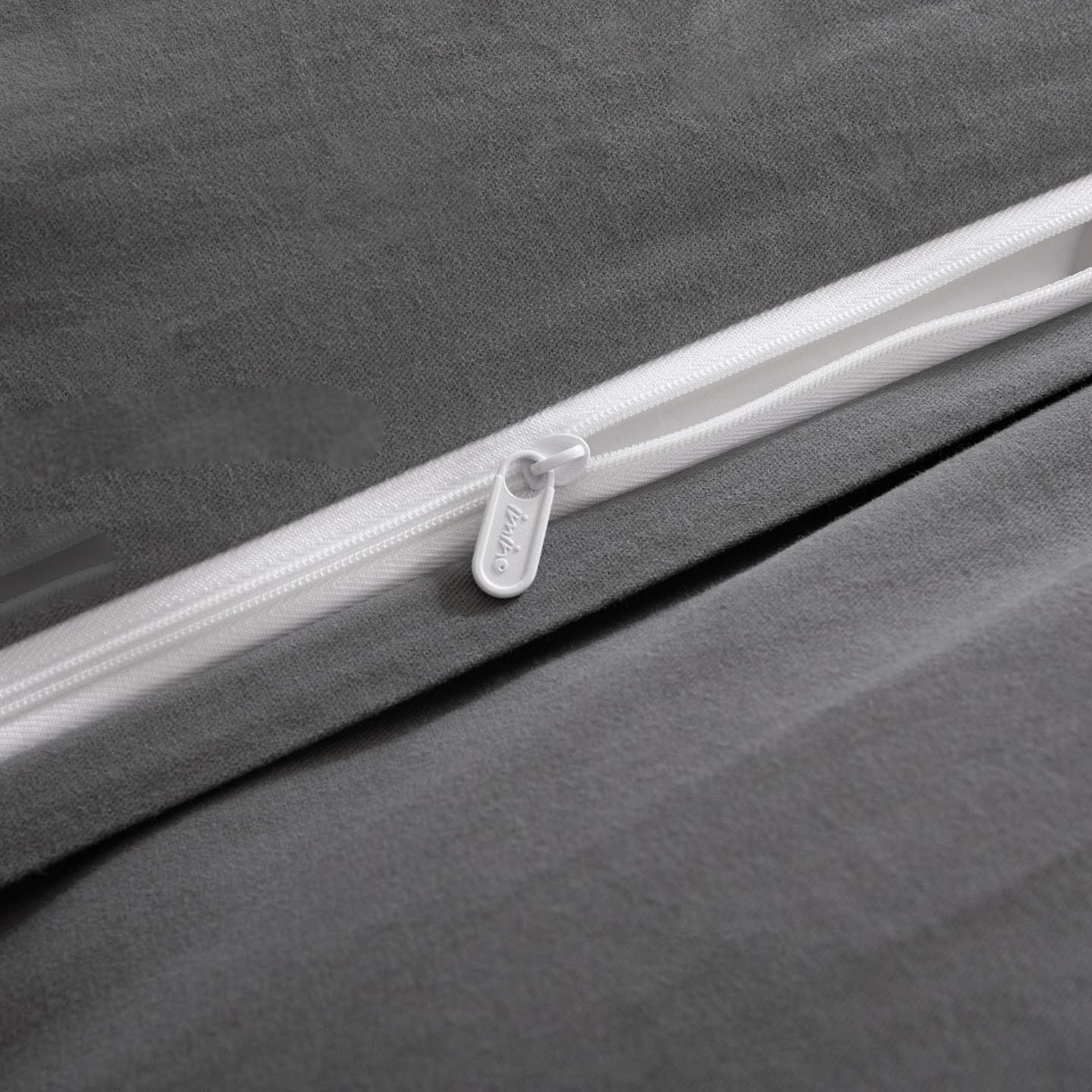 91家纺网 家纺一手货源 找家纺 （总）涵宸家纺 2025新款简约款全棉磨毛提花四件套-未眠