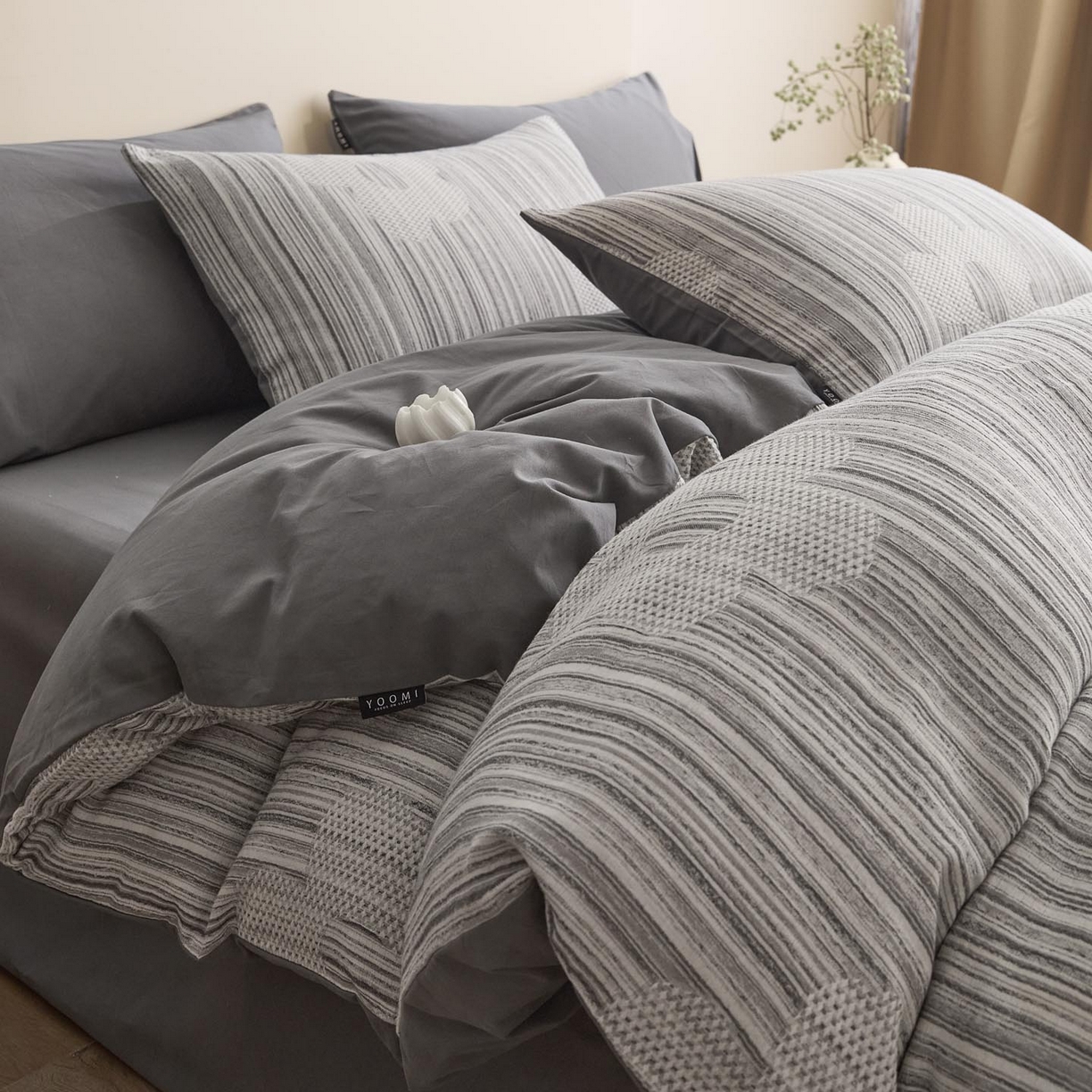 91家纺网 家纺一手货源 找家纺 涵宸家纺 2025新款简约款全棉磨毛提花四件套-未眠 白兰度-灰