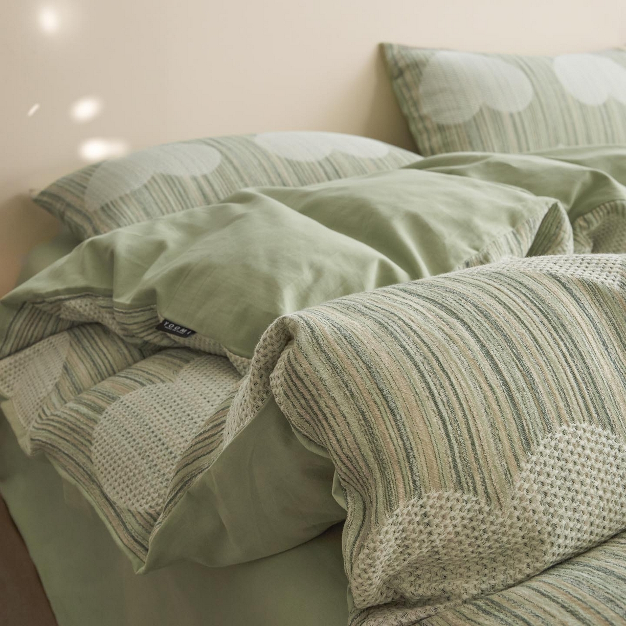 91家纺网 家纺一手货源 找家纺 涵宸家纺 2025新款简约款全棉磨毛提花四件套-未眠 库珀-绿