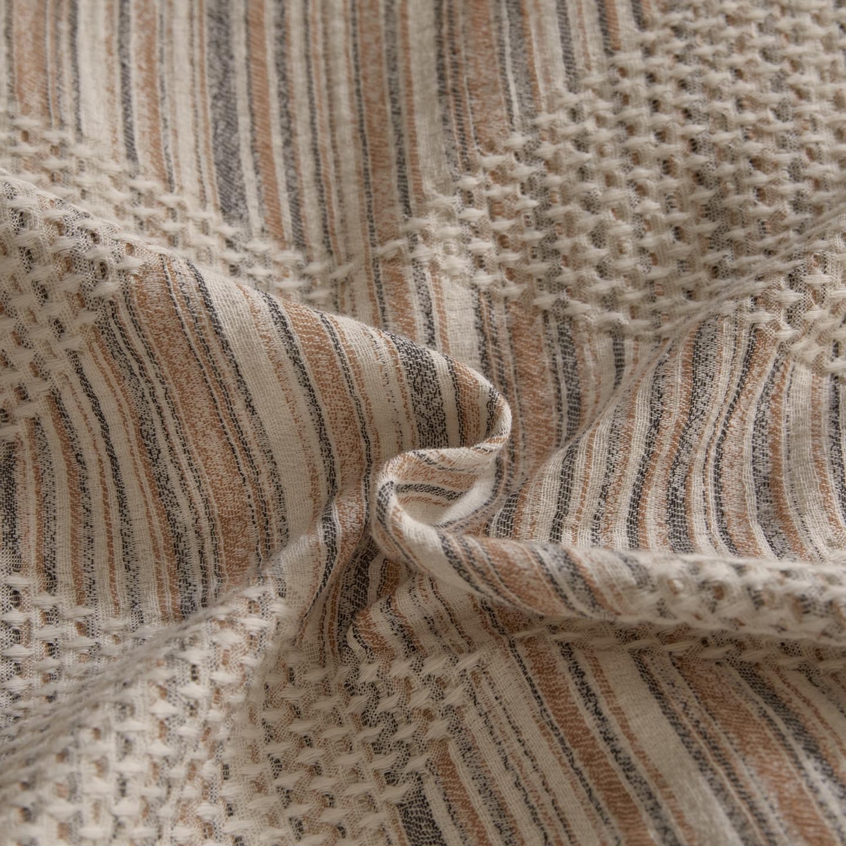 91家纺网 家纺一手货源 找家纺 涵宸家纺 2025新款简约款全棉磨毛提花四件套-未眠 兰卡威-咖