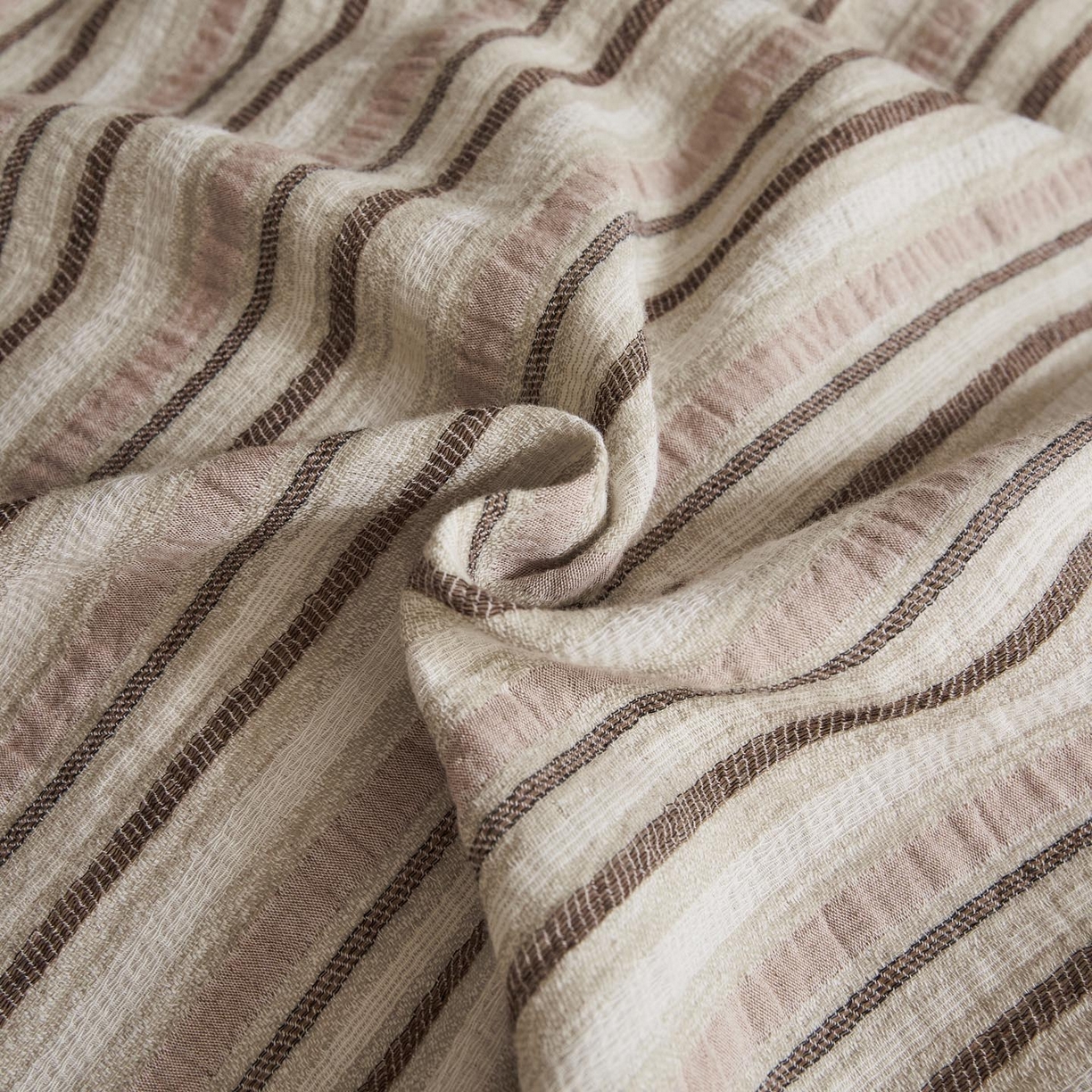 91家纺网 家纺一手货源 找家纺 涵宸家纺 2025新款简约款全棉磨毛提花四件套-未眠 维尼-咖