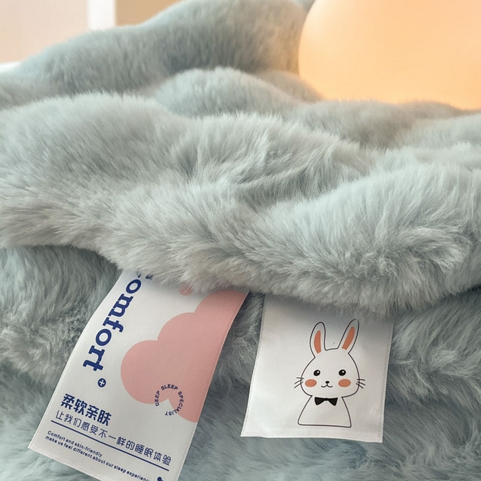 91家纺网 家纺一手货源 找家纺 蓝极人 2024新款高克重大牛奶绒被套毯毛毯 海蓝