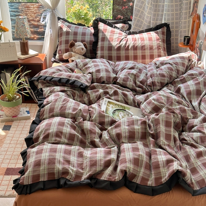 91家纺网 家纺一手货源 找家纺 （总）韩巢家纺 2025新款双层纱经典复古风格子被套四件套直播热销款学生宿舍寝室床单三件套