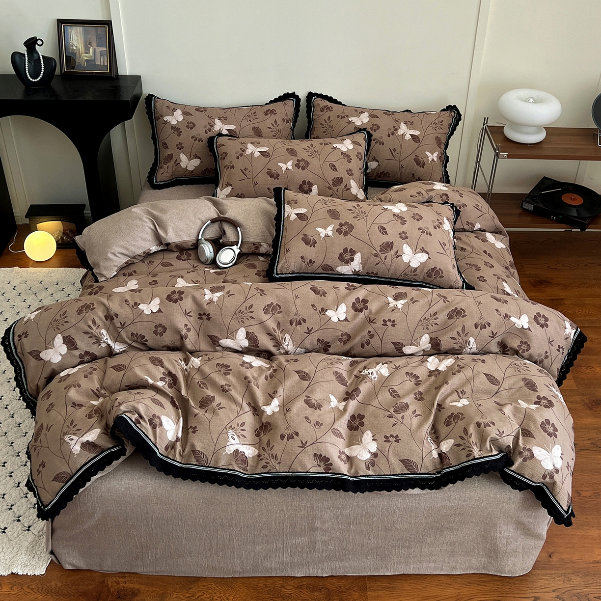 91家纺网 家纺一手货源 找家纺 （总）富米莱（原臻工厂） 2025秋冬新品加厚高克重原麻复古风亚麻高端全棉黑色花边床盖床单四件套