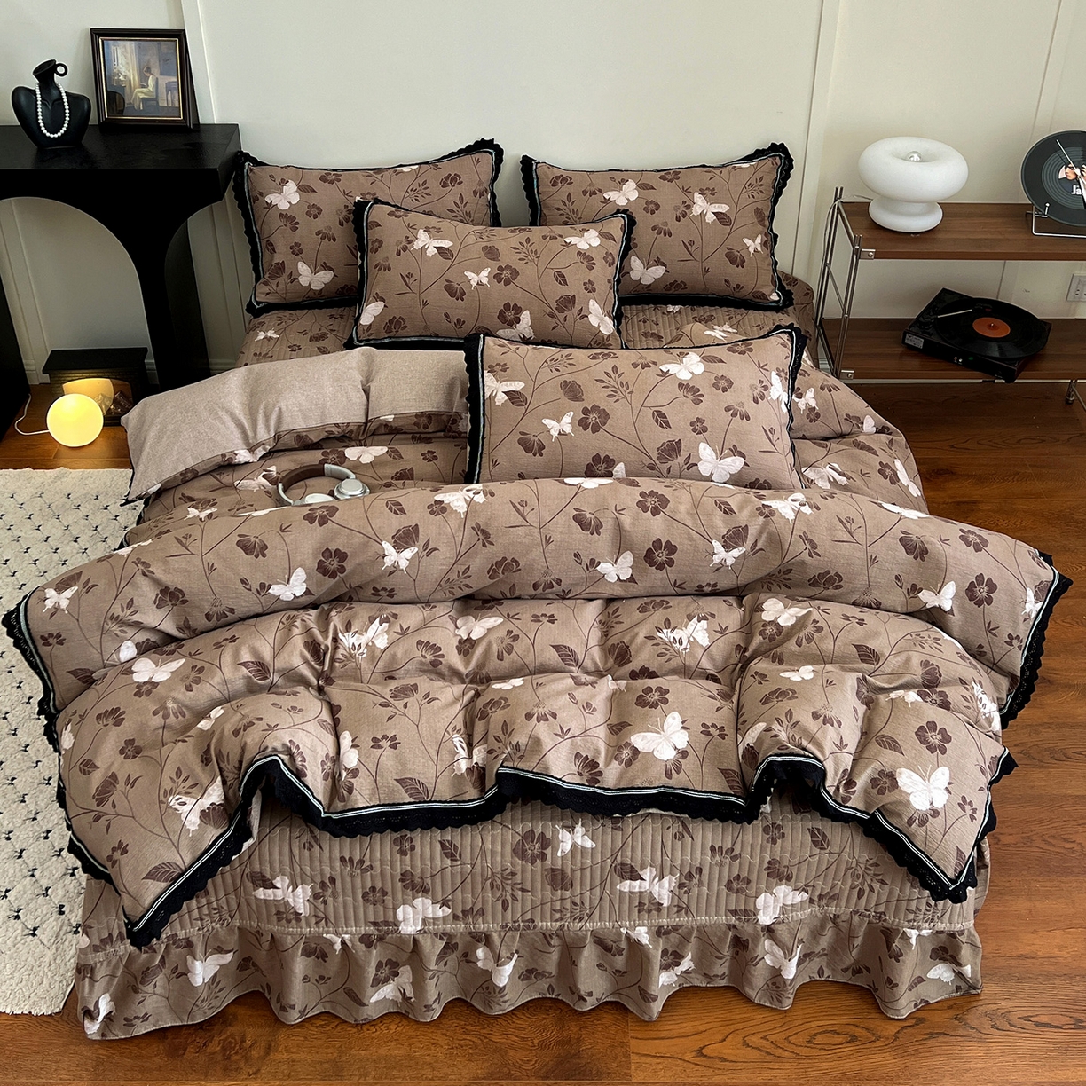 91家纺网 家纺一手货源 找家纺 （总）富米莱（原臻工厂） 2025秋冬新品加厚高克重原麻复古风亚麻高端全棉黑色花边床盖床单四件套