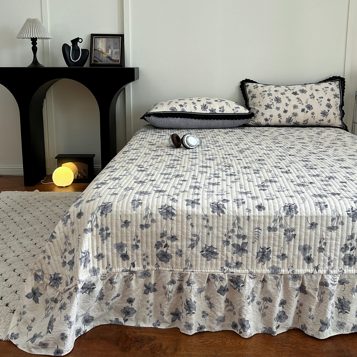 91家纺网 家纺一手货源 找家纺 富米莱（原臻工厂） 2025秋冬新品加厚高克重原麻复古风亚麻高端全棉黑色花边床盖床单四件套 复古黑花边一兰亭序