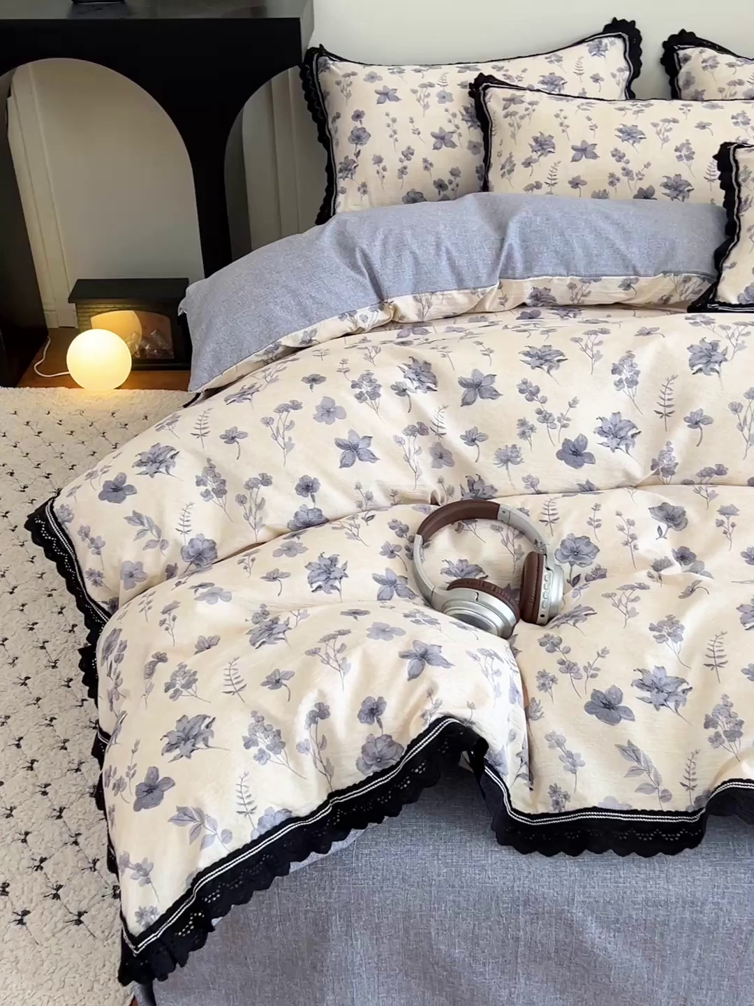 91家纺网 家纺一手货源 找家纺 富米莱（原臻工厂） 2025秋冬新品加厚高克重原麻复古风亚麻高端全棉黑色花边床盖床单四件套 复古黑花边一兰亭序