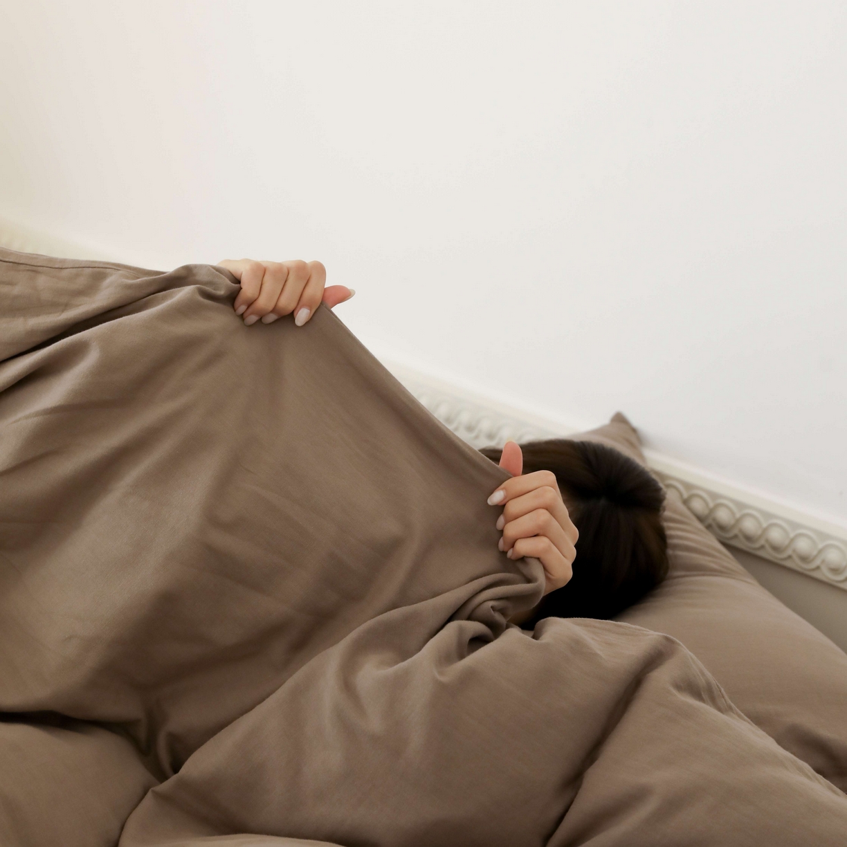 91家纺网 家纺一手货源 找家纺 玉宇阁家居 2025新款双层纱皱皱纱全棉纯棉四件套 全棉双层纱皱皱纱-灰雾咖棕