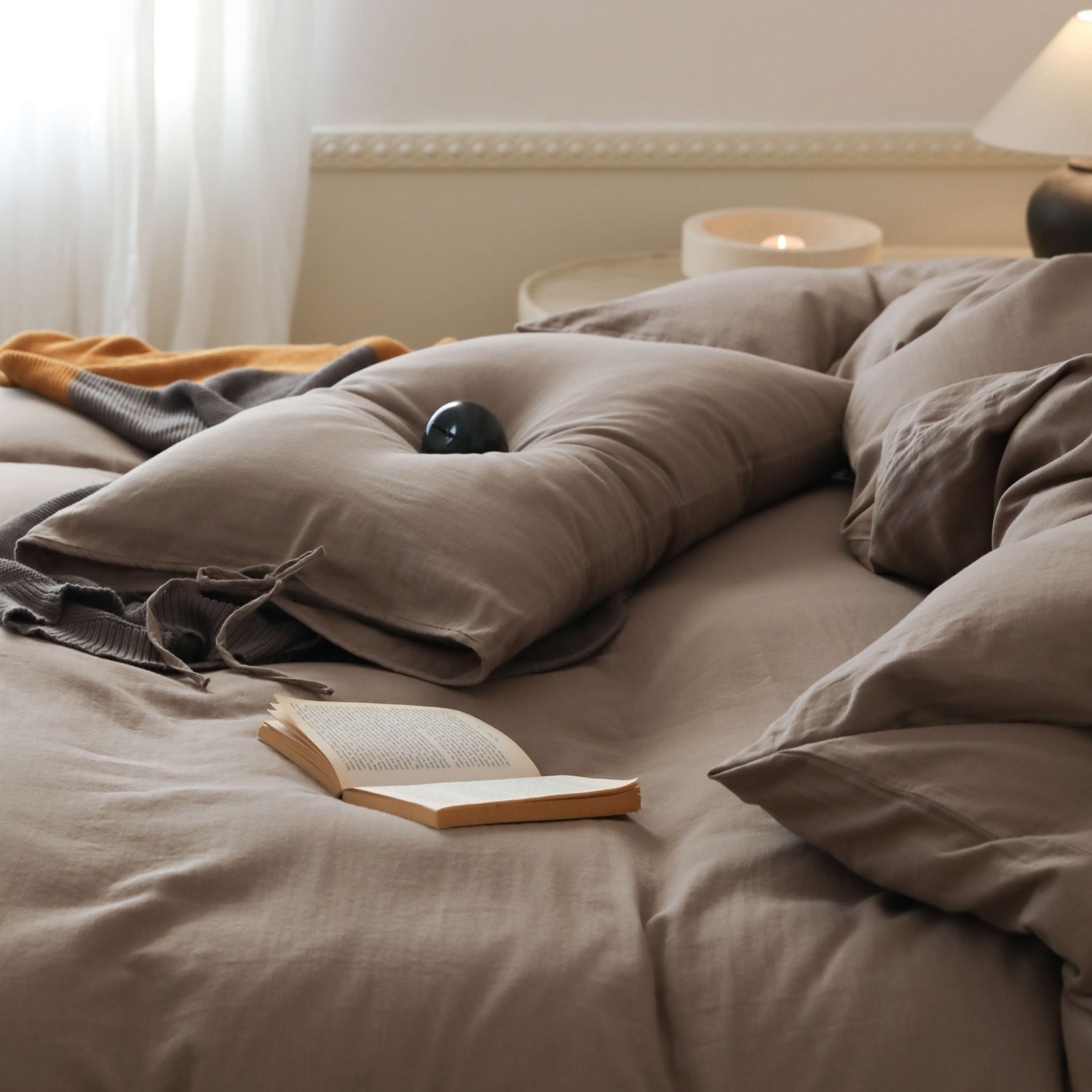 91家纺网 家纺一手货源 找家纺 玉宇阁家居 2025新款双层纱皱皱纱全棉纯棉四件套 全棉双层纱皱皱纱-灰雾咖棕