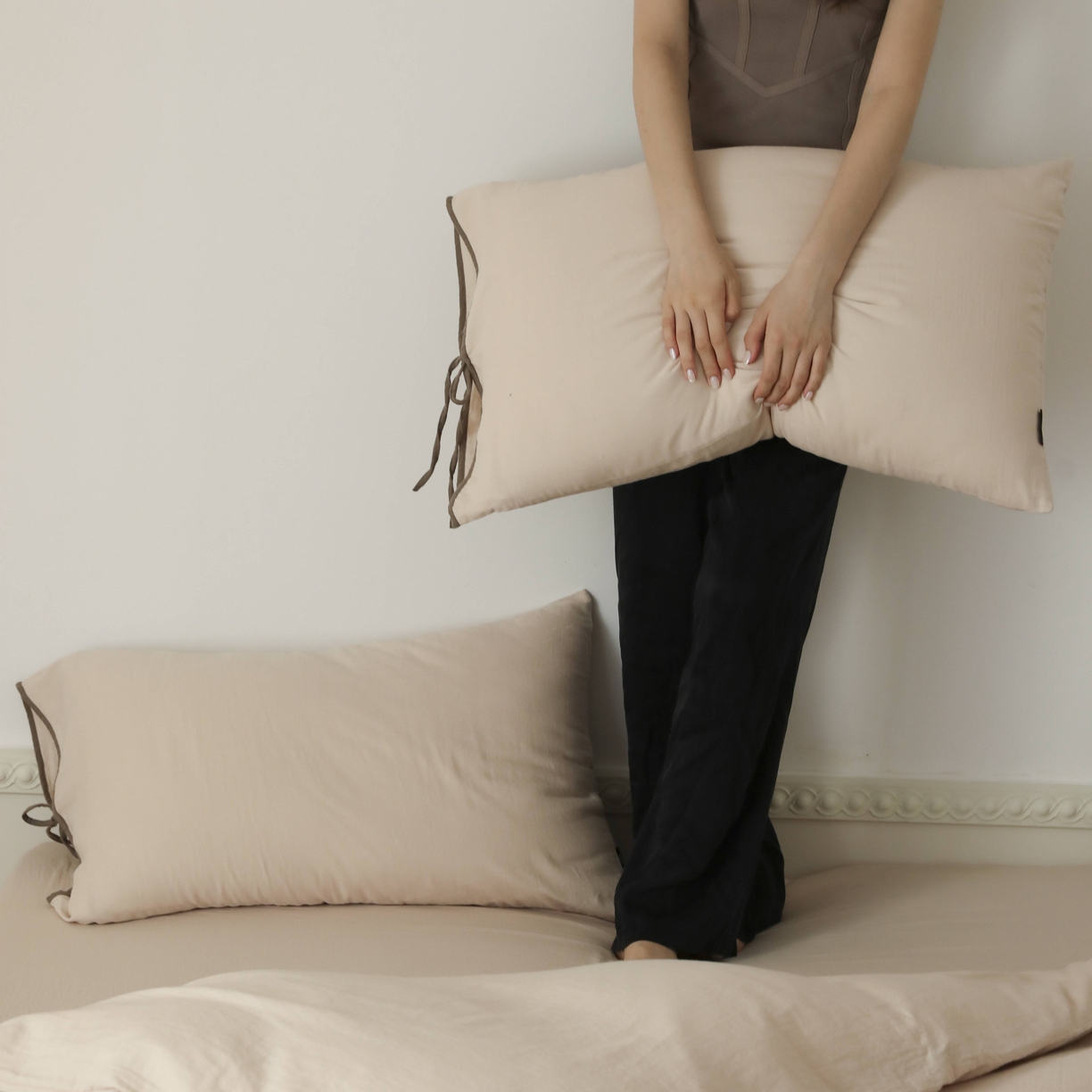 91家纺网 家纺一手货源 找家纺 玉宇阁家居 2025新款双层纱皱皱纱全棉纯棉四件套 全棉双层纱皱皱纱-暖茶