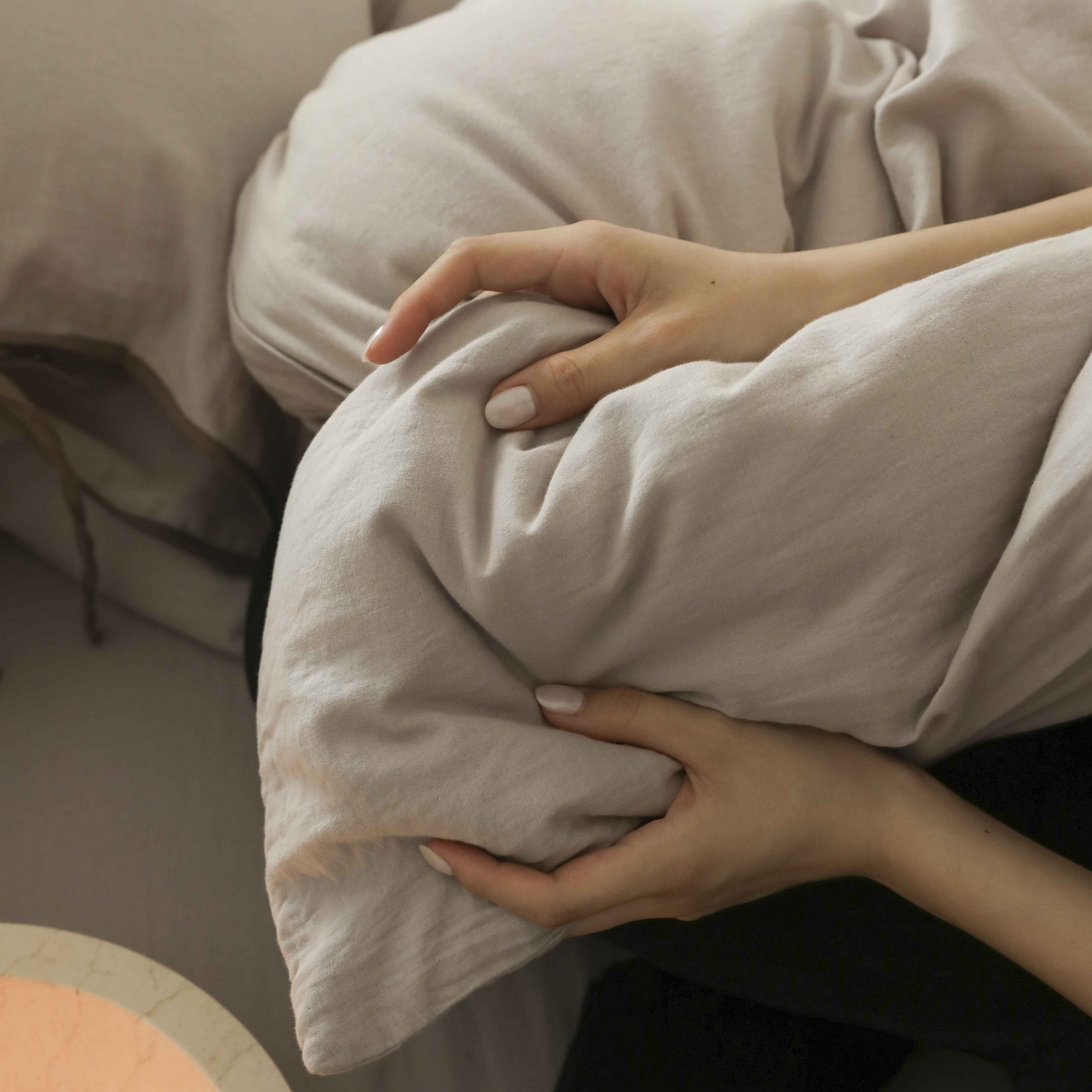 91家纺网 家纺一手货源 找家纺 玉宇阁家居 2025新款双层纱皱皱纱全棉纯棉四件套 全棉双层纱皱皱纱-浅秋