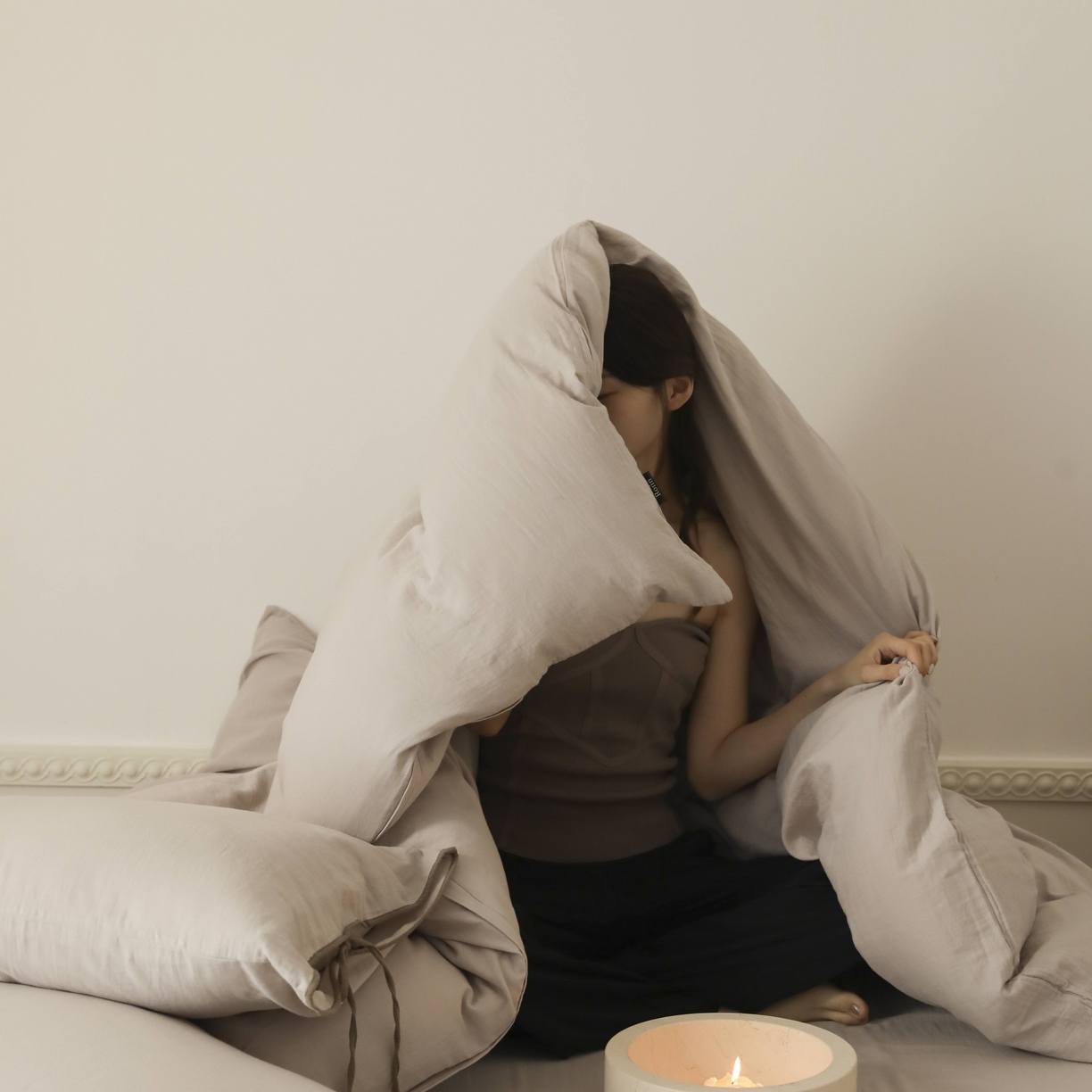 91家纺网 家纺一手货源 找家纺 玉宇阁家居 2025新款双层纱皱皱纱全棉纯棉四件套 全棉双层纱皱皱纱-浅秋