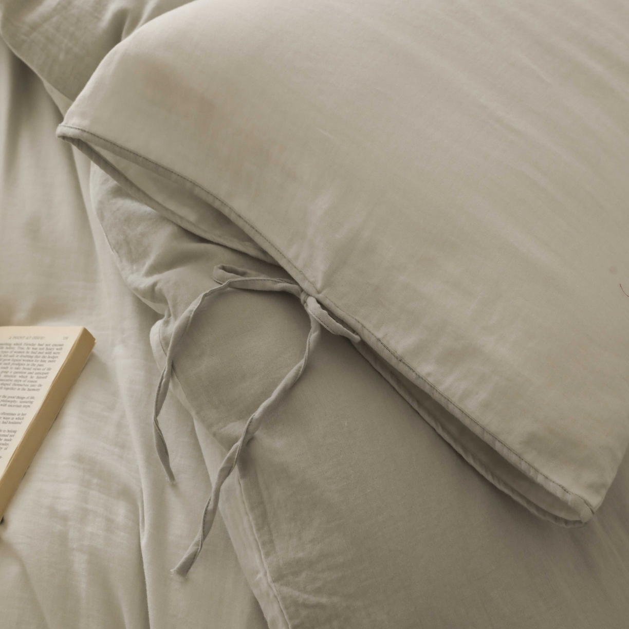 91家纺网 家纺一手货源 找家纺 玉宇阁家居 2025新款双层纱皱皱纱全棉纯棉四件套 全棉双层纱皱皱纱-衫绿