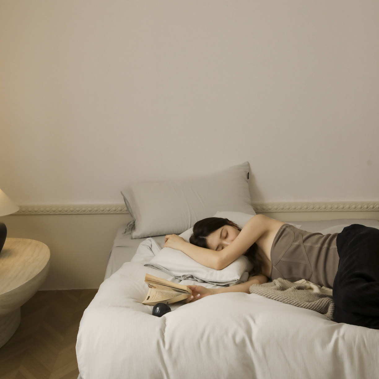 91家纺网 家纺一手货源 找家纺 玉宇阁家居 2025新款双层纱皱皱纱全棉纯棉四件套 全棉双层纱皱皱纱-衫绿