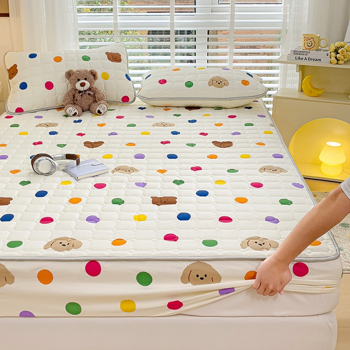 91家纺网 家纺一手货源 找家纺 富馨莱 2025新款纯棉夹棉单件床笠 波点熊