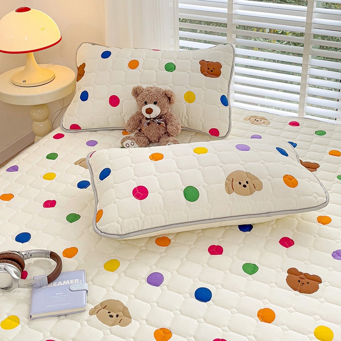 91家纺网 家纺一手货源 找家纺 富馨莱 2025新款纯棉夹棉单件床笠 波点熊