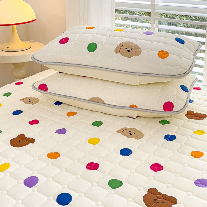 91家纺网 家纺一手货源 找家纺 富馨莱 2025新款纯棉夹棉单件床笠 波点熊