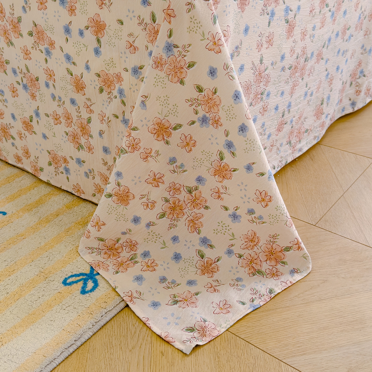 91家纺网 家纺一手货源 找家纺 颜选 2025新款A类双层纱单品床单床单单件床单三件套 秋叶