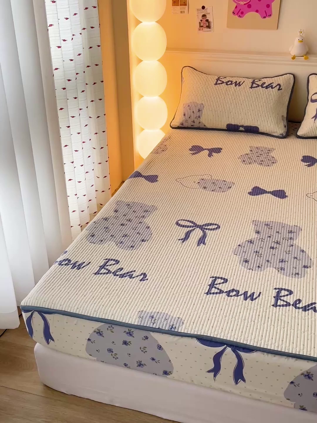 91家纺网 家纺一手货源 找家纺 富馨莱 2025新款纯棉夹棉单件床笠 蝴蝶结小熊