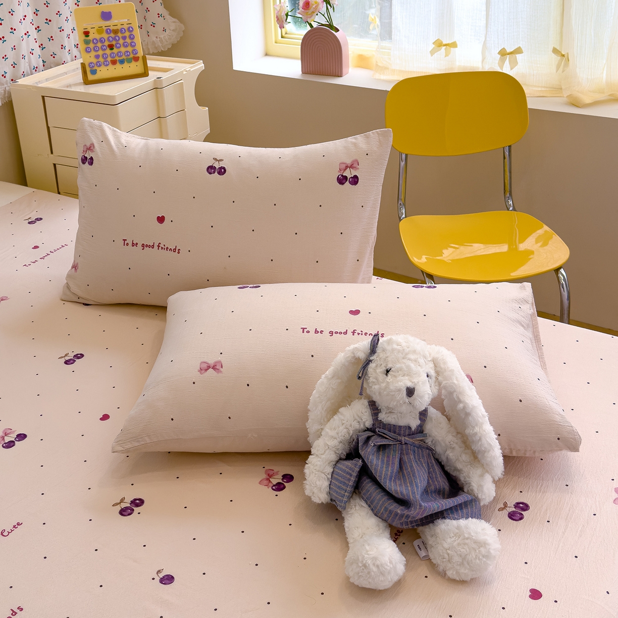 91家纺网 家纺一手货源 找家纺 颜选 2025新款A类双层纱单品床单床单单件床单三件套 樱桃