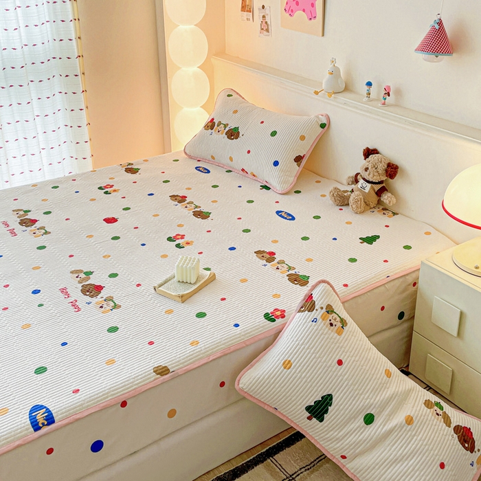 91家纺网 家纺一手货源 找家纺 富馨莱 2025新款纯棉夹棉单件床笠 三只小狗