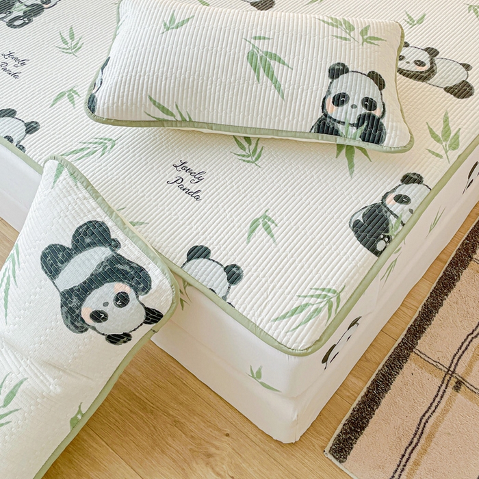 91家纺网 家纺一手货源 找家纺 富馨莱 2025新款纯棉夹棉单件床笠 熊猫团子