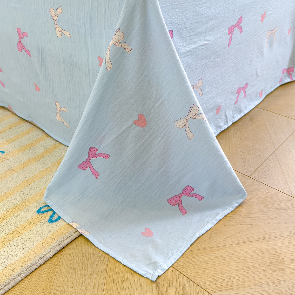 91家纺网 家纺一手货源 找家纺 颜选 2025新款A类双层纱单品床单床单单件床单三件套 蝴蝶结