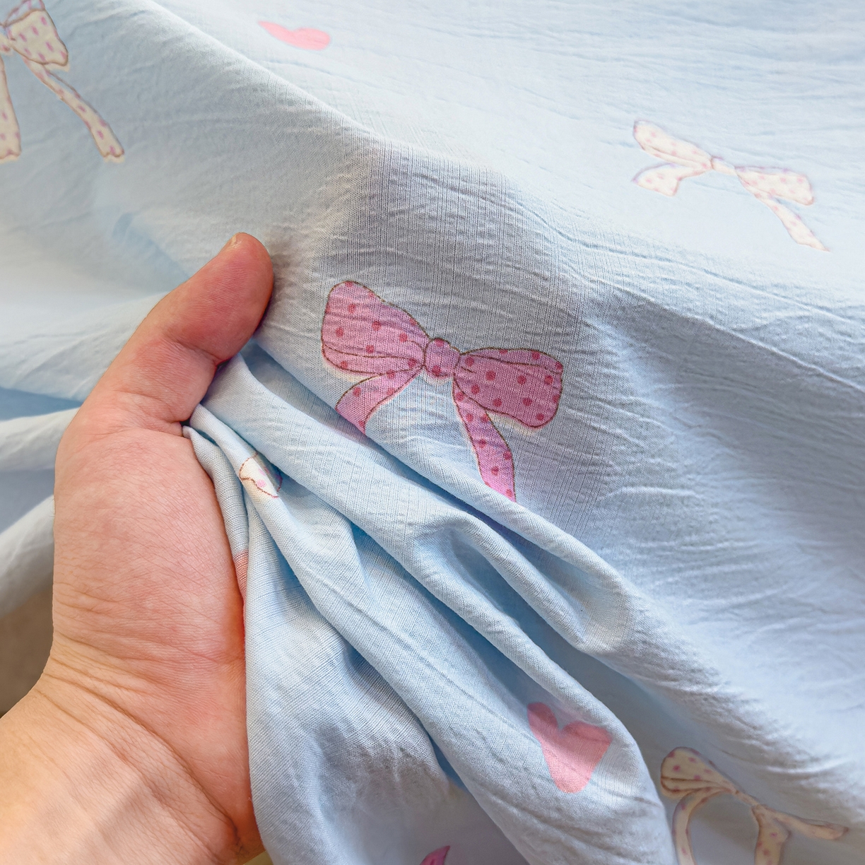 91家纺网 家纺一手货源 找家纺 颜选 2025新款A类双层纱单品床单床单单件床单三件套 蝴蝶结