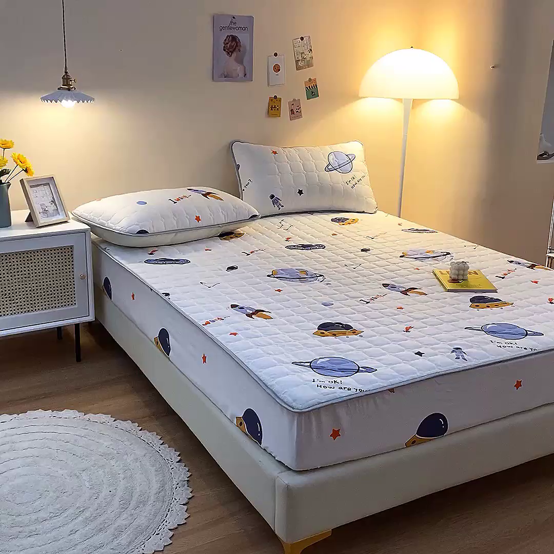 91家纺网 家纺一手货源 找家纺 富馨莱 2025新款纯棉夹棉单件床笠 太空探险