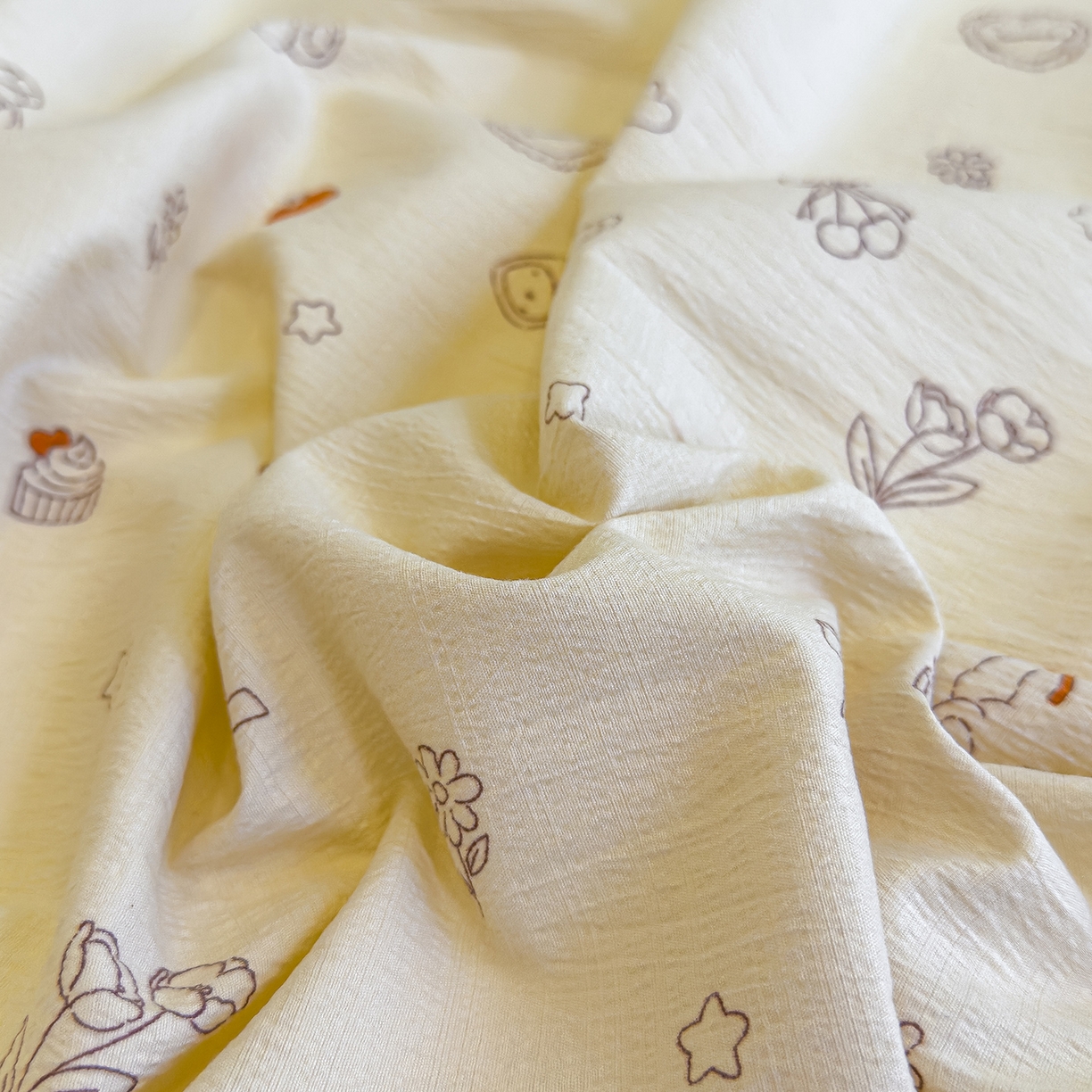 91家纺网 家纺一手货源 找家纺 颜选 2025新款A类双层纱单品床单床单单件床单三件套 玩偶幻想曲