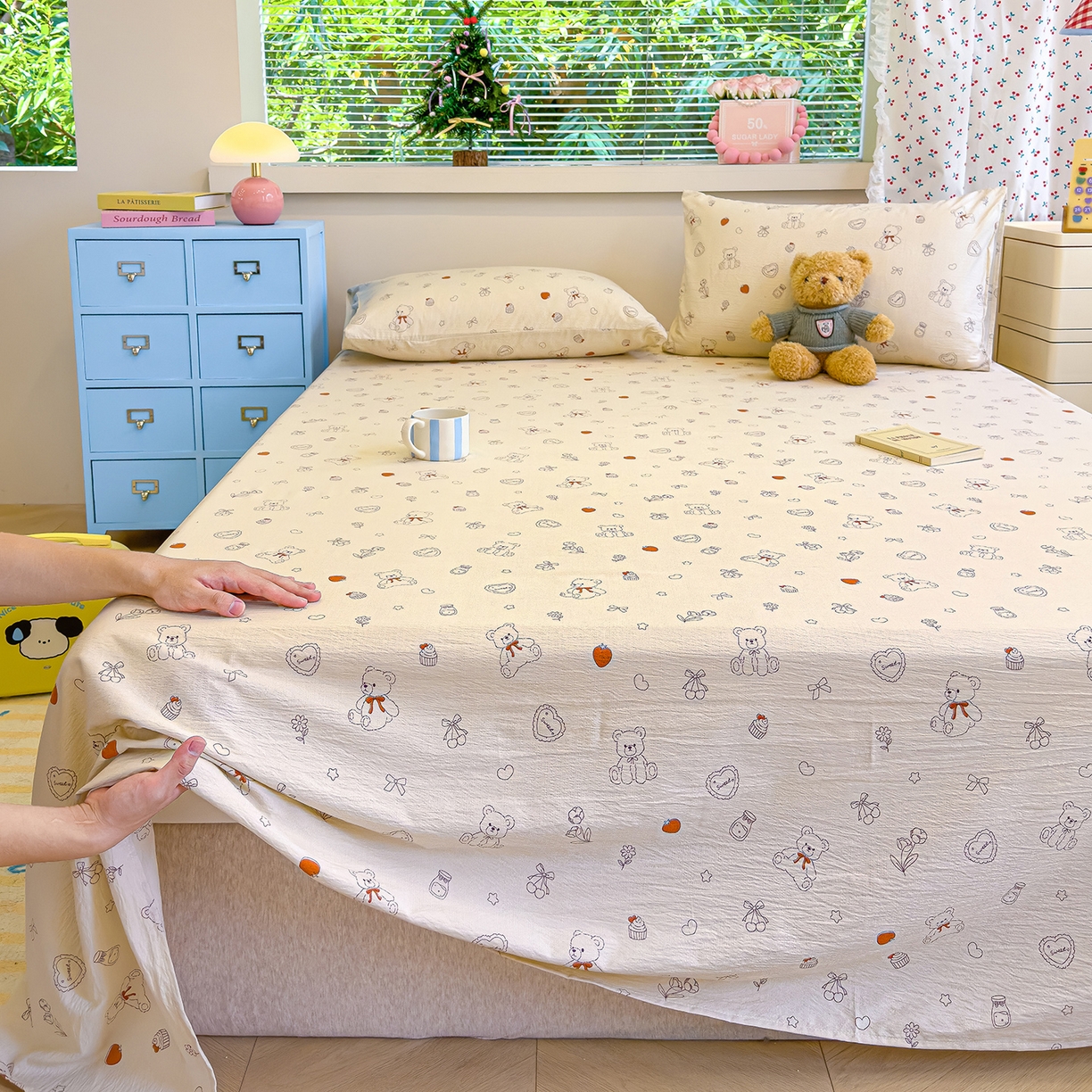 91家纺网 家纺一手货源 找家纺 颜选 2025新款A类双层纱单品床单床单单件床单三件套 玩偶幻想曲