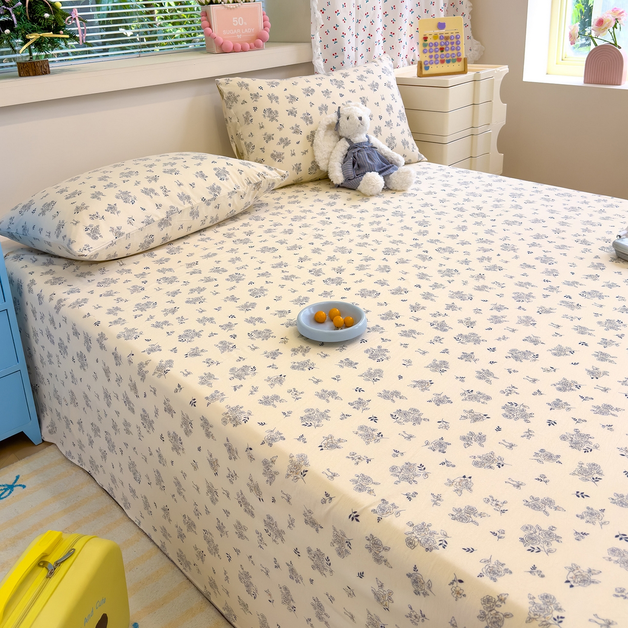 91家纺网 家纺一手货源 找家纺 颜选 2025新款A类双层纱单品床单床单单件床单三件套 素笺花语