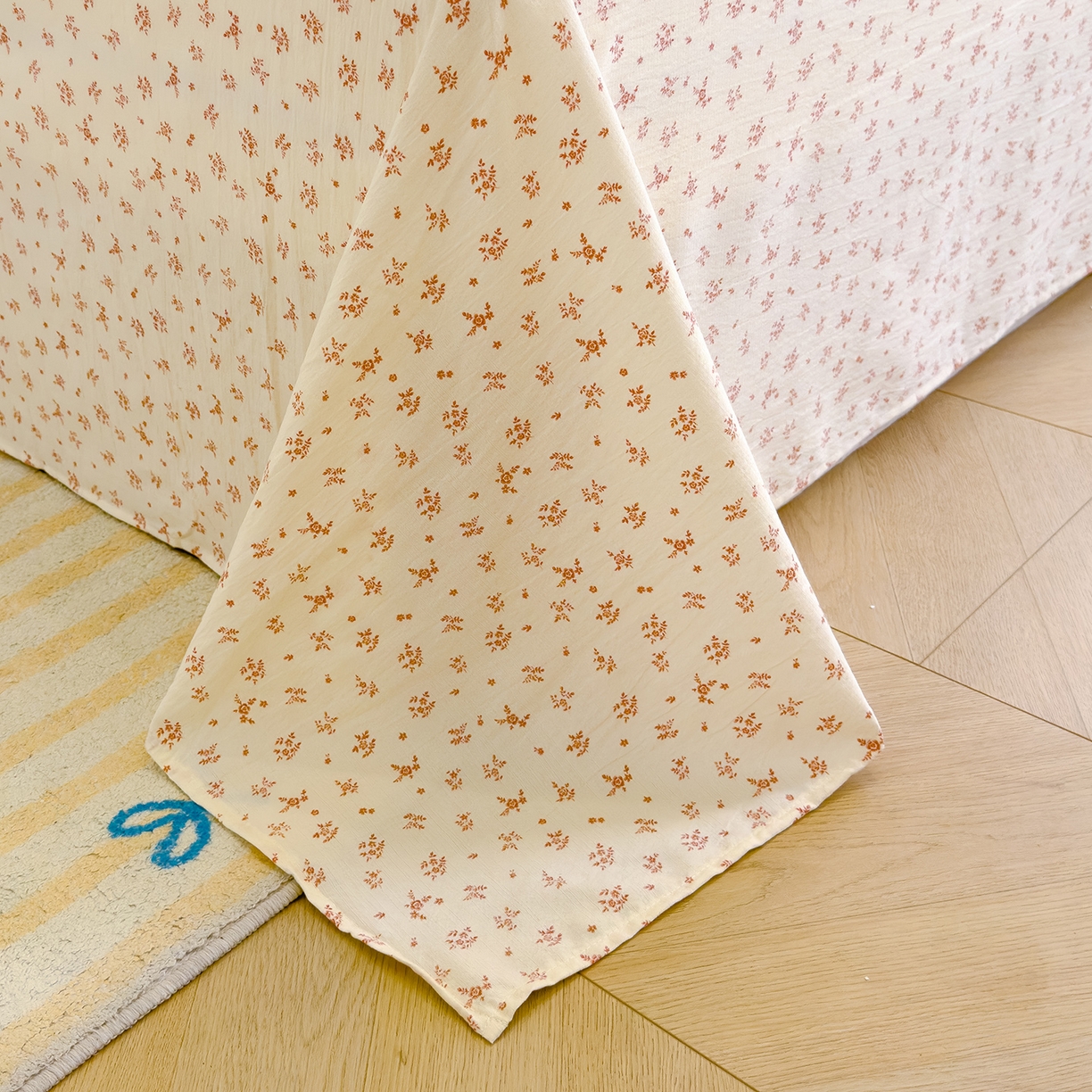 91家纺网 家纺一手货源 找家纺 颜选 2025新款A类双层纱单品床单床单单件床单三件套 蔷薇花开