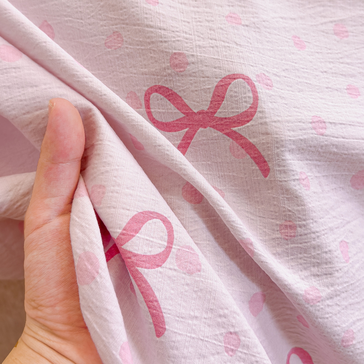 91家纺网 家纺一手货源 找家纺 颜选 2025新款A类双层纱单品床单床单单件床单三件套 波点蝴蝶