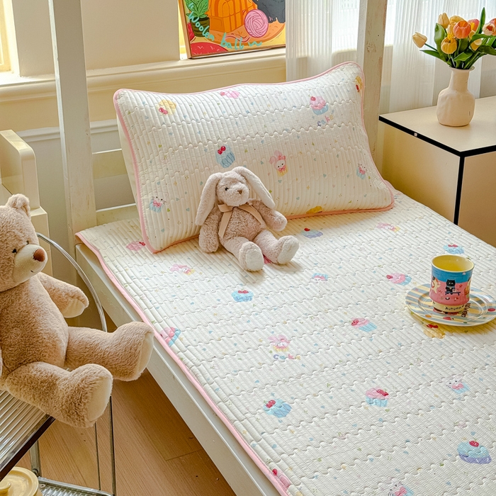 91家纺网 家纺一手货源 找家纺 金丝鸟家纺 2025新款全棉软床垫床褥床盖 茶杯蛋糕