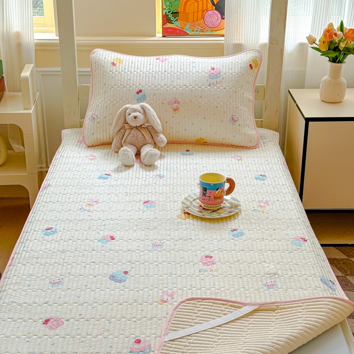 91家纺网 家纺一手货源 找家纺 金丝鸟家纺 2025新款全棉软床垫床褥床盖 茶杯蛋糕