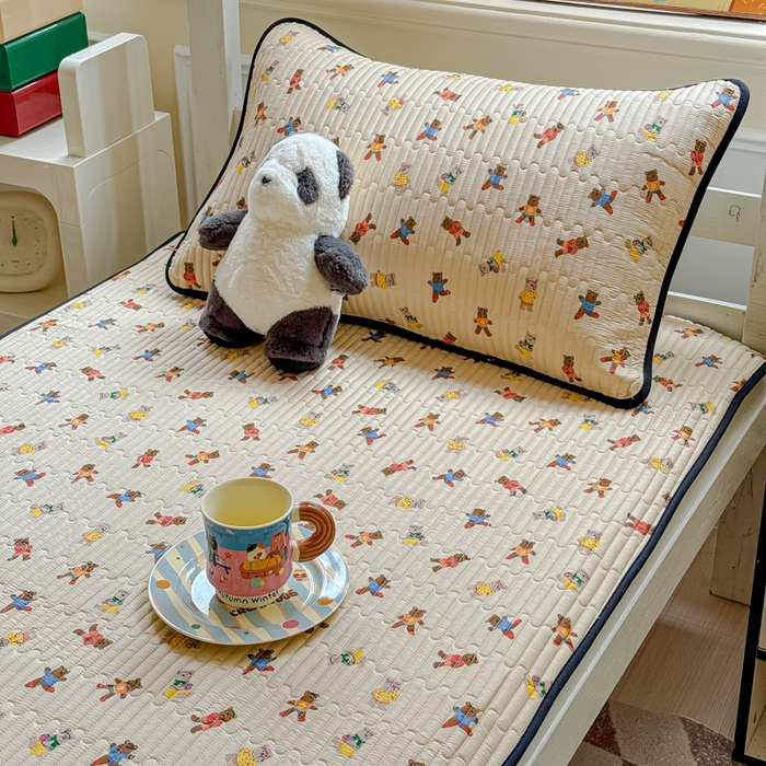 91家纺网 家纺一手货源 找家纺 金丝鸟家纺 2025新款全棉软床垫床褥床盖 开心派对