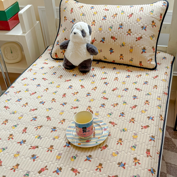 91家纺网 家纺一手货源 找家纺 金丝鸟家纺 2025新款全棉软床垫床褥床盖 开心派对