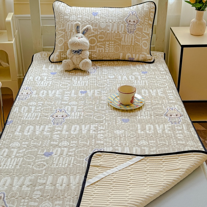 91家纺网 家纺一手货源 找家纺 金丝鸟家纺 2025新款全棉软床垫床褥床盖 拉布兔兔