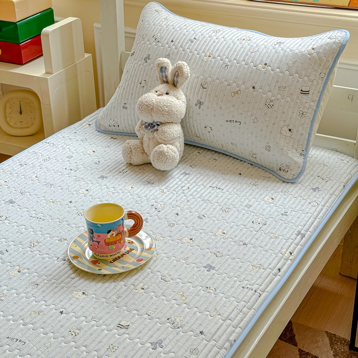 91家纺网 家纺一手货源 找家纺 金丝鸟家纺 2025新款全棉软床垫床褥床盖 路灯影院