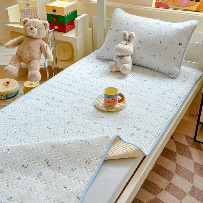 91家纺网 家纺一手货源 找家纺 金丝鸟家纺 2025新款全棉软床垫床褥床盖 路灯影院