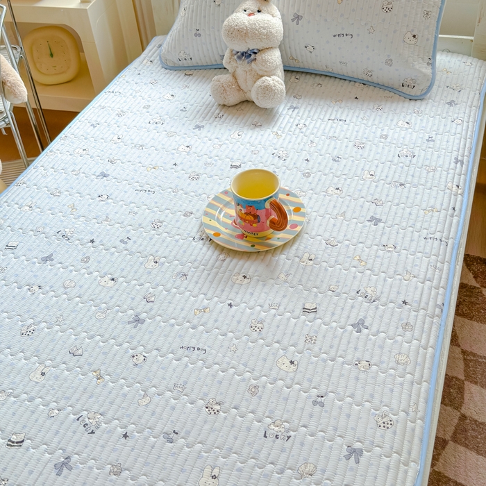 91家纺网 家纺一手货源 找家纺 金丝鸟家纺 2025新款全棉软床垫床褥床盖 路灯影院