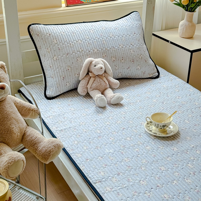 91家纺网 家纺一手货源 找家纺 金丝鸟家纺 2025新款全棉软床垫床褥床盖 浅夏雏菊 灰