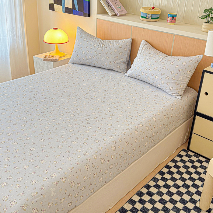 91家纺网 家纺一手货源 找家纺 金丝鸟家纺 2025新款全棉斜纹单床笠 床笠单件 浅夏雏菊-灰