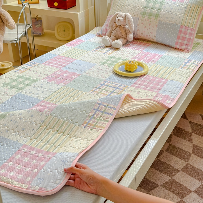 91家纺网 家纺一手货源 找家纺 金丝鸟家纺 2025新款全棉软床垫床褥床盖 手账银河