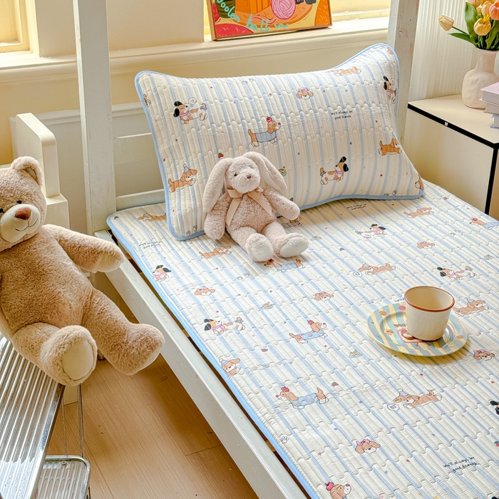 91家纺网 家纺一手货源 找家纺 金丝鸟家纺 2025新款全棉软床垫床褥床盖 糖纸童年