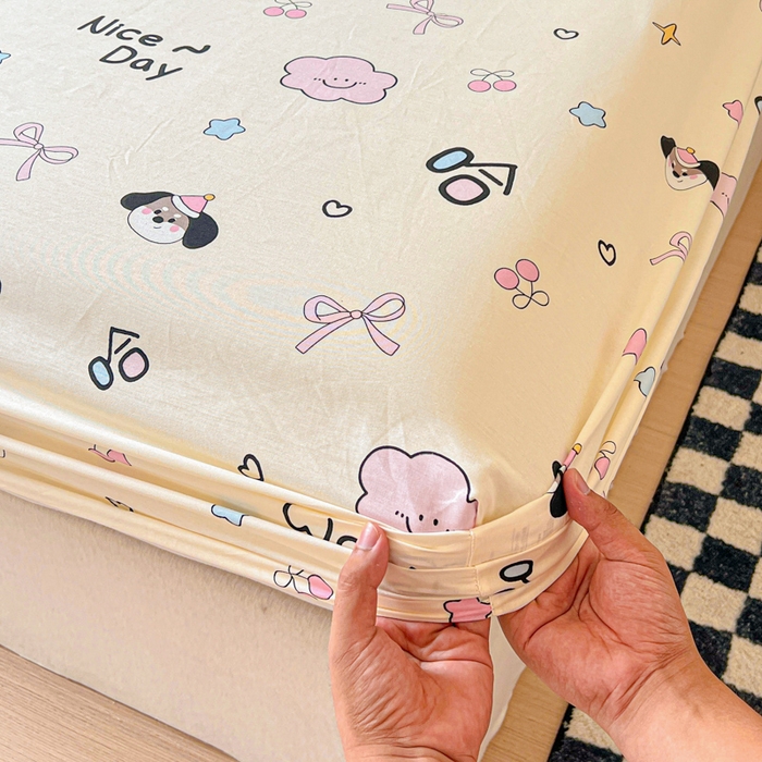 91家纺网 家纺一手货源 找家纺 金丝鸟家纺 2025新款全棉斜纹单床笠 床笠单件 甜汪云趣