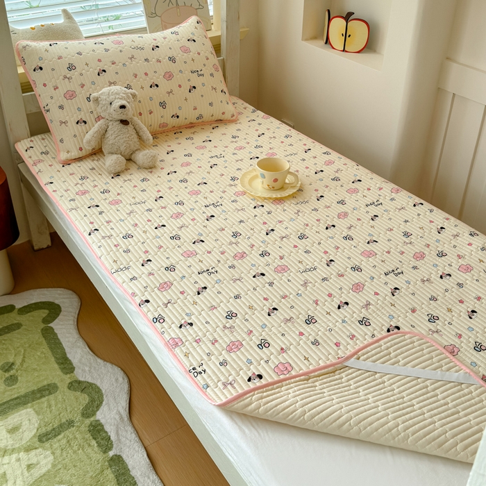 91家纺网 家纺一手货源 找家纺 金丝鸟家纺 2025新款全棉双层纱软床垫床褥床盖 哈哈派对