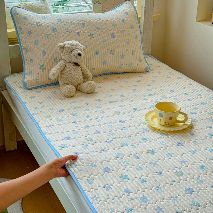 金丝鸟家纺 2025新款全棉双层纱软床垫床褥床盖 海底世界 蓝